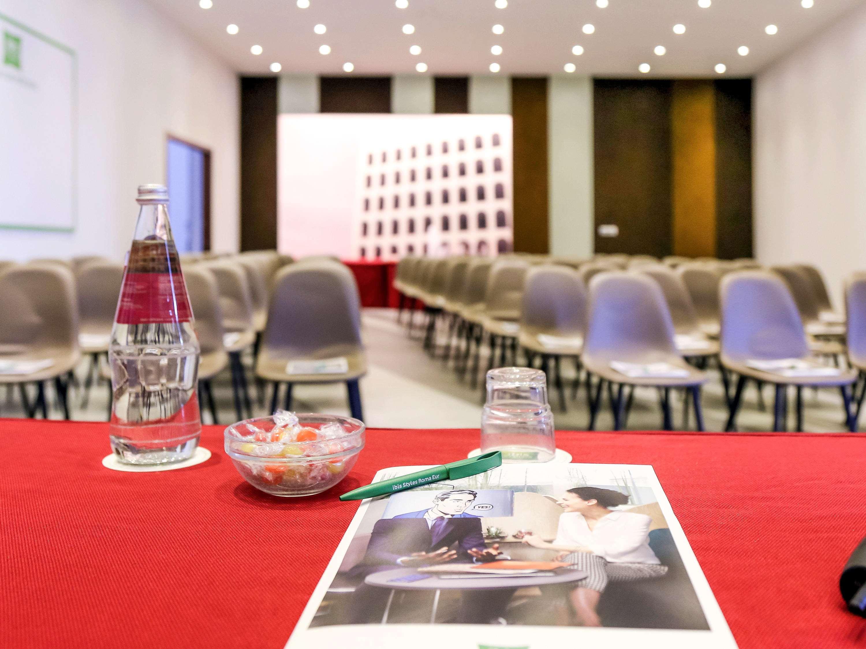 Ibis Styles Roma Eur Hotel Ngoại thất bức ảnh